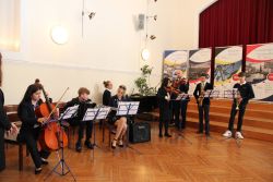 Schul-Ensemble