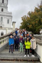 Wallfahrt Volksschule (2B) und AHS (4A)