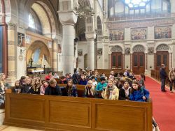 Wallfahrt Volksschule (2B) und AHS (4A)