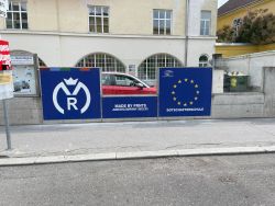 Hofzeileneingang gestaltet von PRNTS!