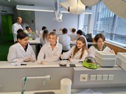 Die 4bwk im Vienna Open Lab